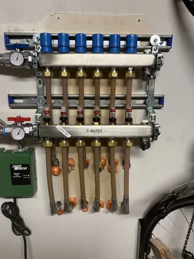 Plumber performing Gas Leak Detection at a residential property in Vineyard